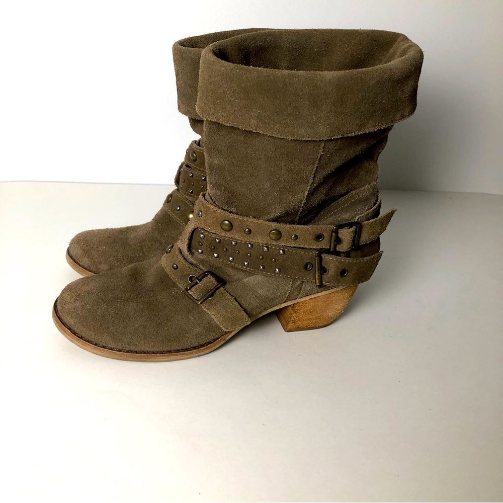 Country Girl Suede Ankle Boots Beige Taupe Size 8.5